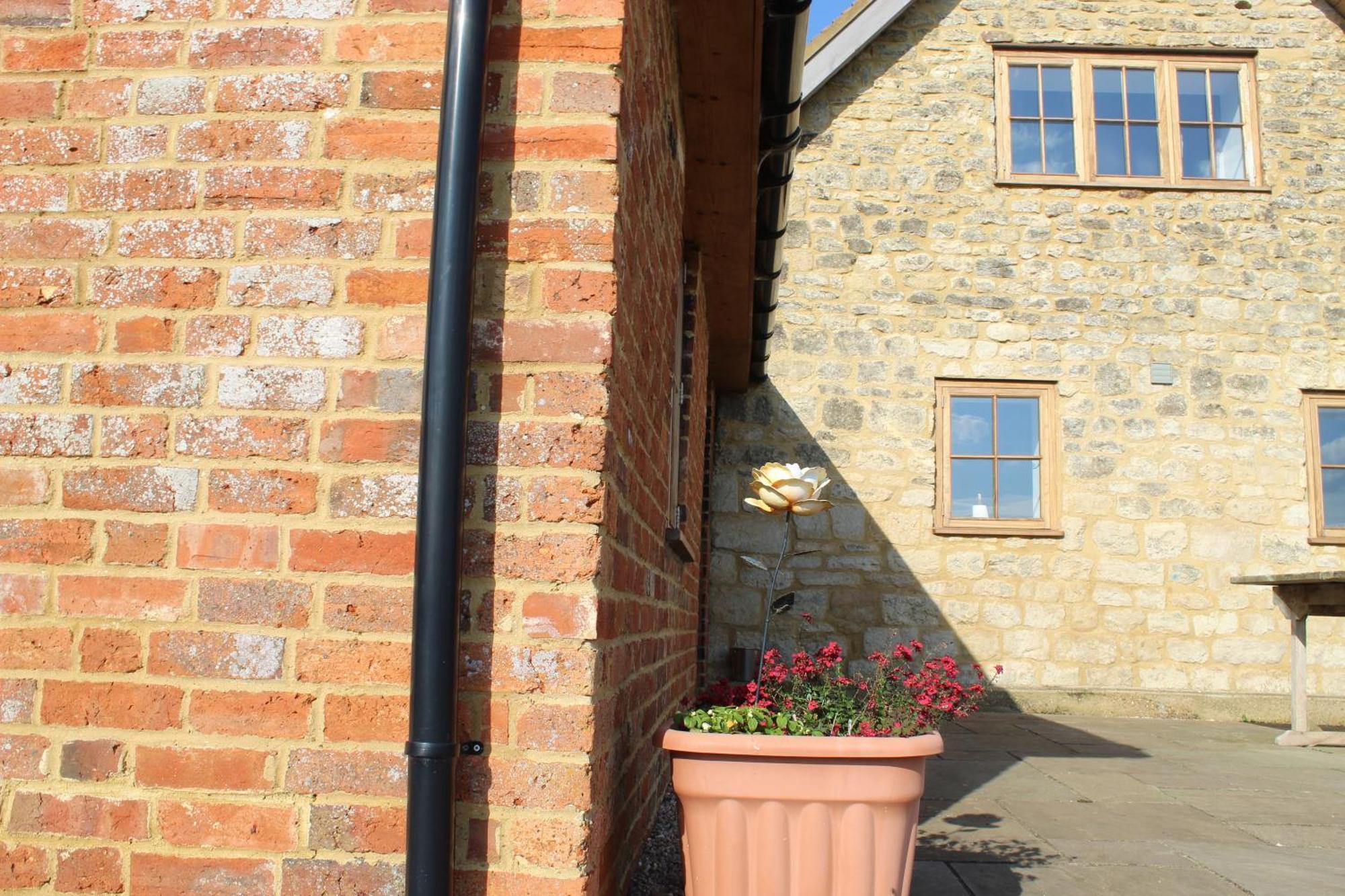 Parkfields Barns Self Catering Accommodation Buckingham Exteriör bild