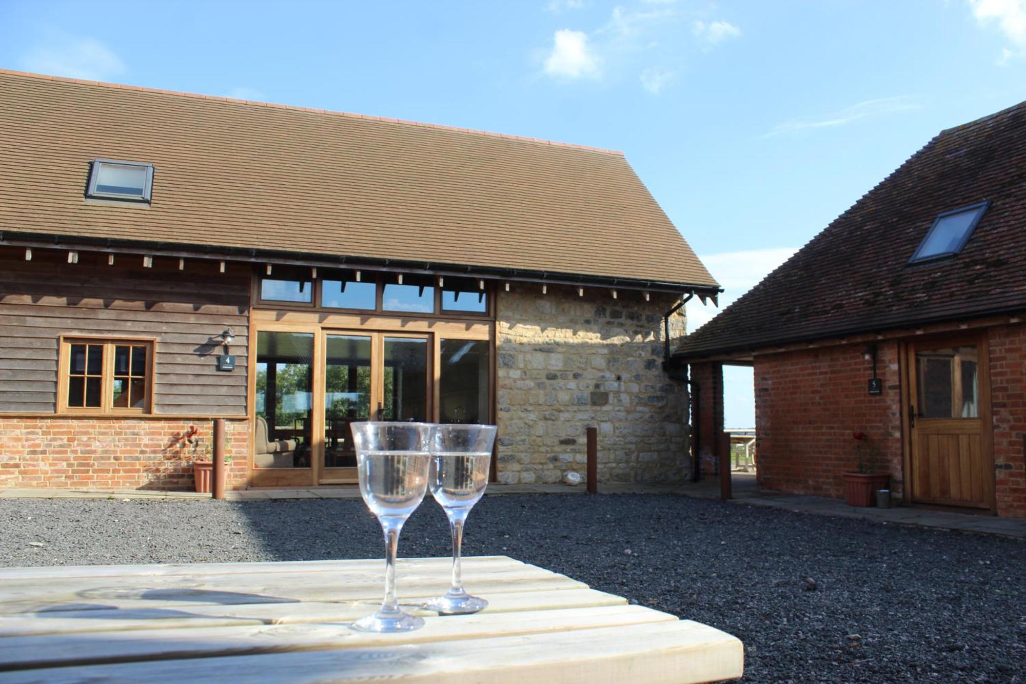 Parkfields Barns Self Catering Accommodation Buckingham Exteriör bild