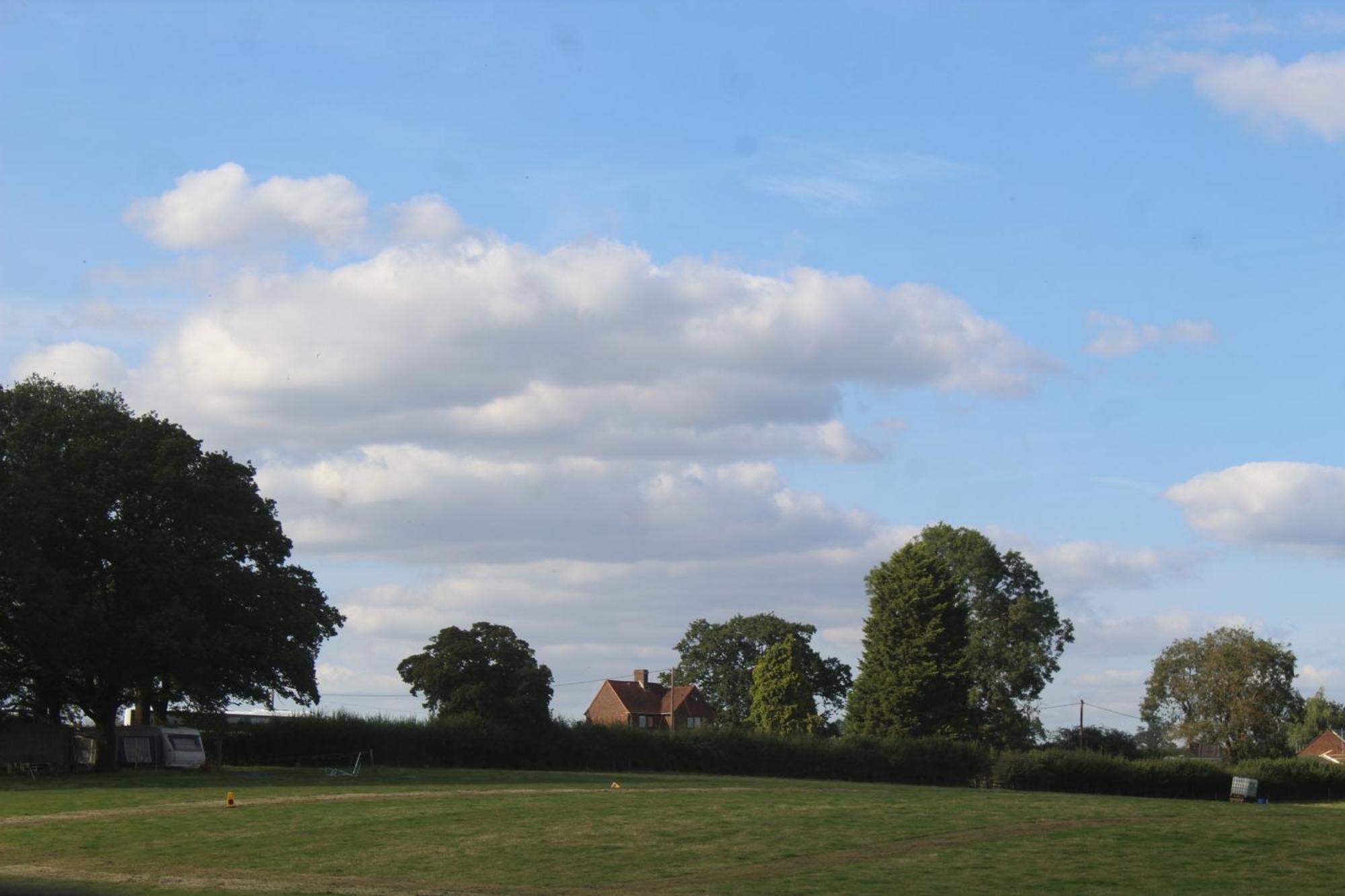 Parkfields Barns Self Catering Accommodation Buckingham Exteriör bild