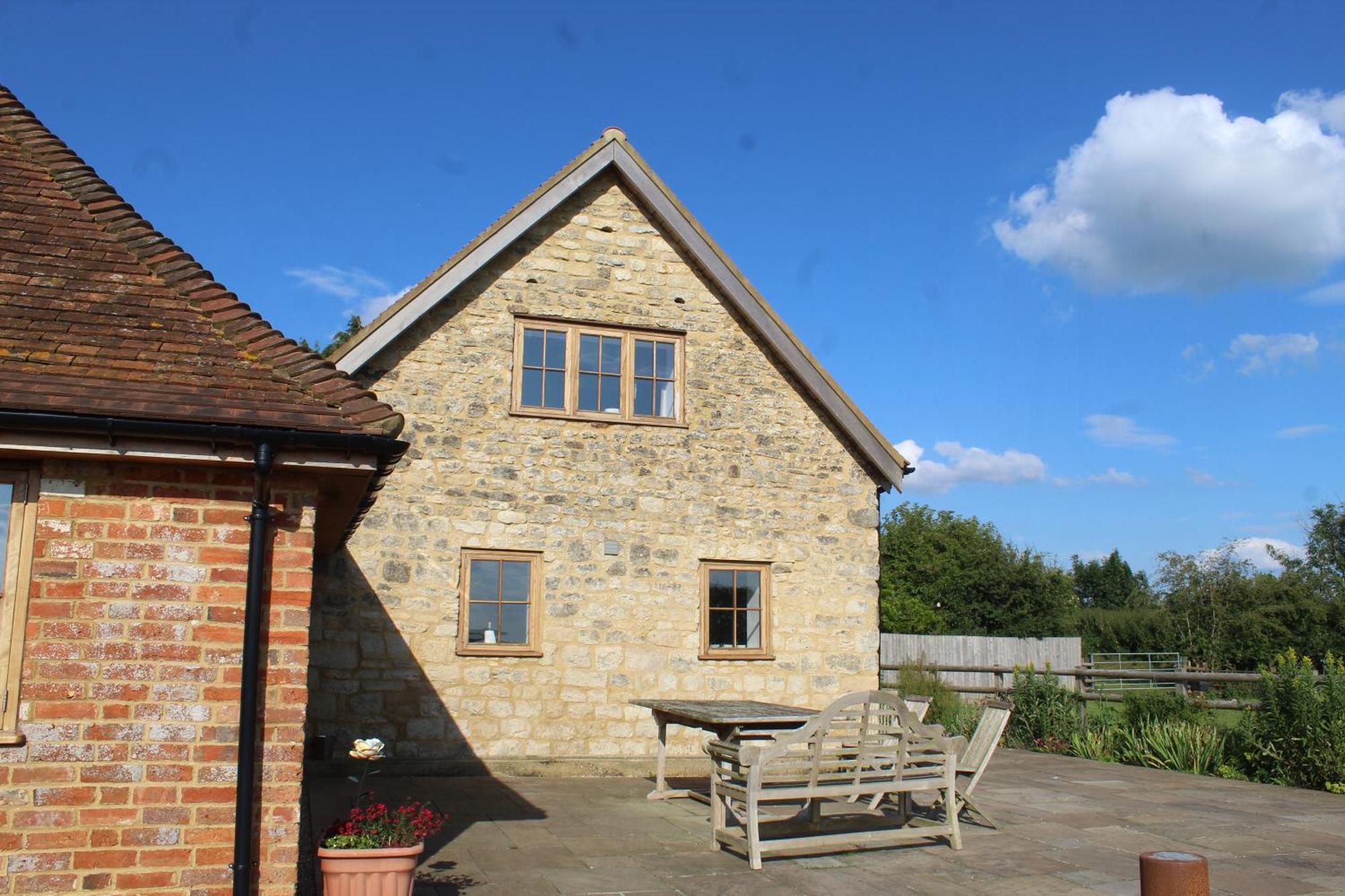 Parkfields Barns Self Catering Accommodation Buckingham Exteriör bild